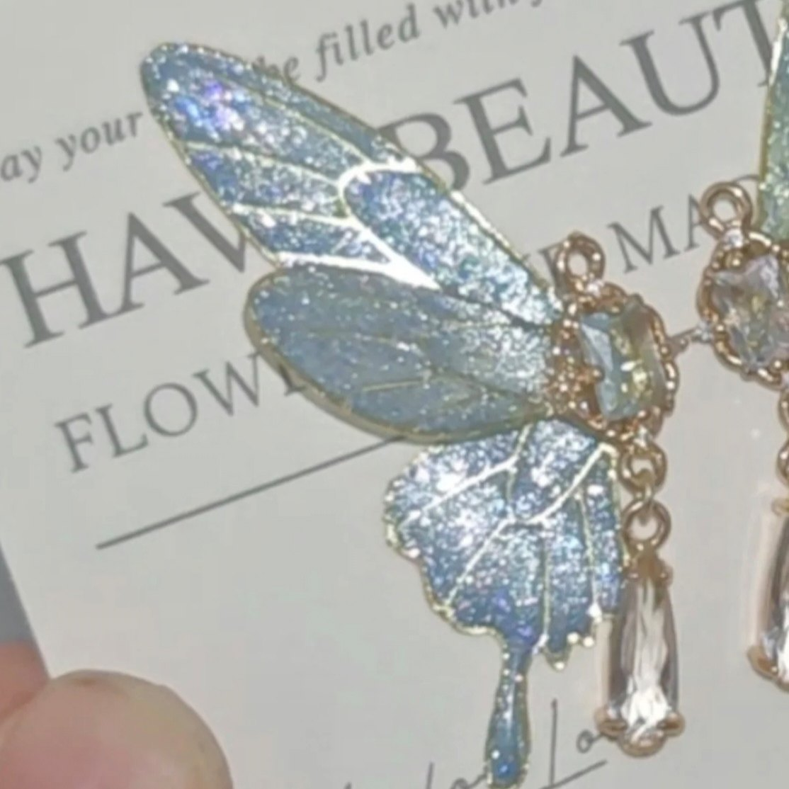 We Have Both Half-butterfly Stud Earrings And Incense Coil Ear Clips All Handmade